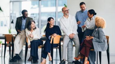 
		Age-diverse team in the office
	